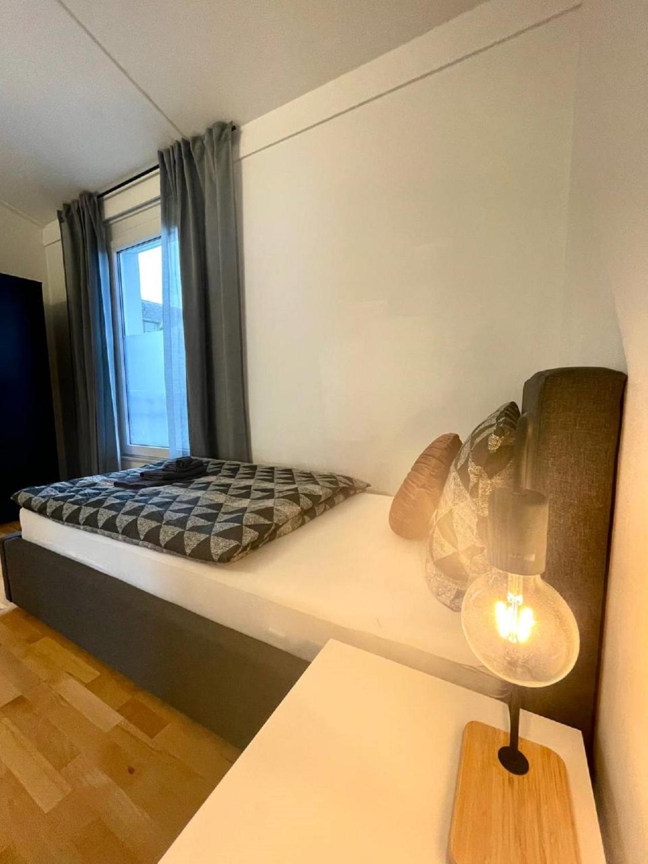 Geraeumiges Ferienhaus In Koblenz Кобленц Экстерьер фото